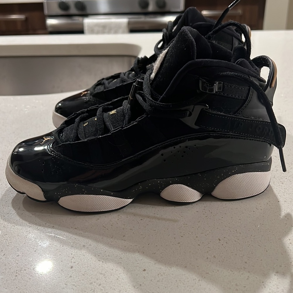 Jordan 6 Rings - Picture 3 of 6